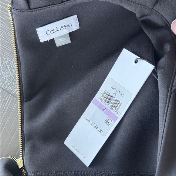 Calvin Klein Elegant Black Sleeveless V-Neck Dress Stretchy Gold Zipper Sz 6 NWT - Picture 12 of 13